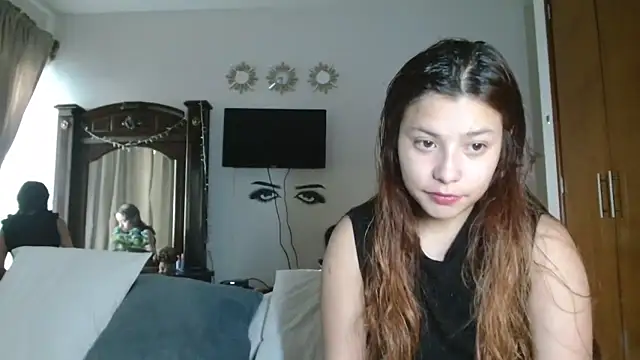 3littleschoolteens online show from April 5, 2026, 12:19 am