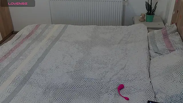 Snapshot of fayette_ chatting on October 8, 2025, 4:37 pm fayette  online show from October 8, 2025, 4:37 pm