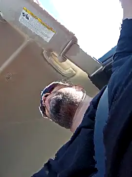 davidbq30 online show from March 9, 2026, 9:52 pm