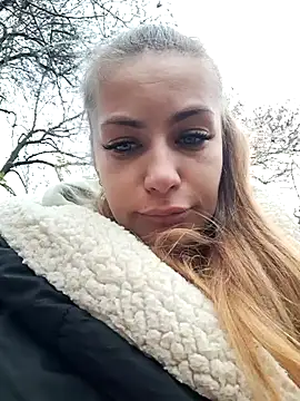 Snapshot of Keli_Jessi chatting on December 11, 2024, 1:06 pm Keli Jessi online show from December 11, 2024, 1:06 pm