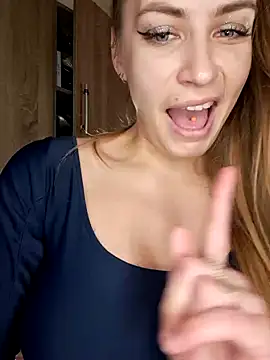 Snapshot of Keli_Jessi chatting on February 4, 2025, 6:17 pm Keli Jessi online show from February 4, 2025, 6:17 pm