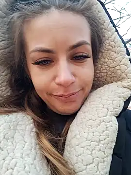 Snapshot of Keli_Jessi chatting on February 17, 2025, 1:21 pm Keli Jessi online show from February 17, 2025, 1:21 pm