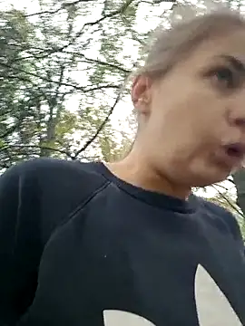 Keli Jessi online show from October 30, 2025, 2:29 pm