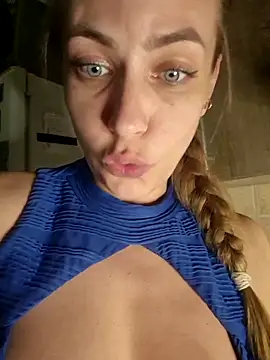 Keli Jessi online show from April 24, 2026, 8:11 pm