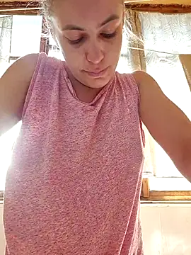 Snapshot of Keli_Jessi chatting on July 15, 2026, 7:57 am Keli Jessi online show from July 15, 2026, 7:57 am