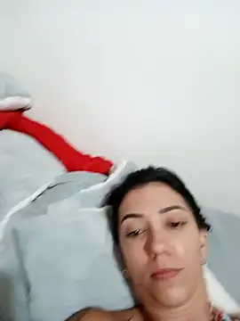 LunaZambrano online show from March 18, 2025, 1:42 pm