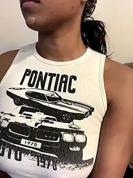 CandyLuxxxx online show from December 5, 2024, 4:34 pm