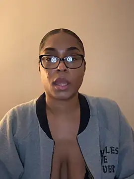 CandyLuxxxx online show from December 27, 2024, 9:50 am