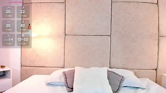 Snapshot of aisha_vs chatting on March 4, 2026, 12:11 pm aisha vs online show from March 4, 2026, 12:11 pm