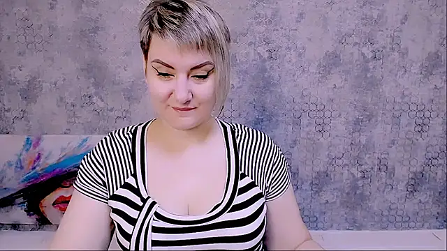 Djullia online show from October 9, 2025, 5:49 am