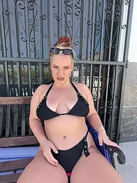 AnjaAmelia online show from June 20, 2026, 11:02 am
