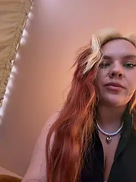 AnjaAmelia online show from July 20, 2026, 4:42 pm