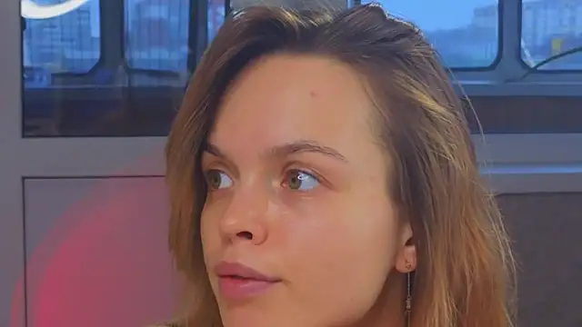 sinteas online show from November 13, 2025, 10:14 am