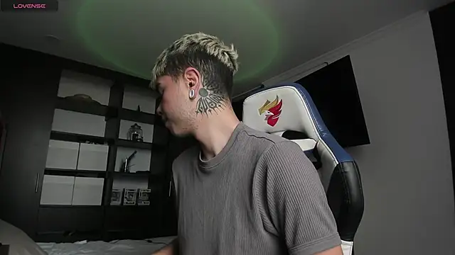  morghan  online show from December 16, 2024, 7:10 pm