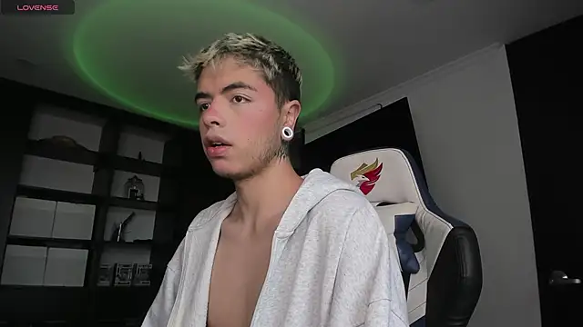  morghan  online show from December 22, 2024, 9:42 pm