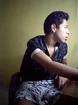 Snapshot of Sexyzino chatting on October 15, 2025, 4:34 am Sexyzino online show from October 15, 2025, 4:34 am