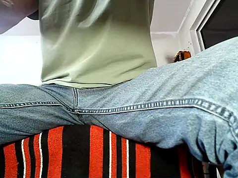 manan28 online show from September 12, 2025, 9:53 am