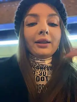 KrisMagnoly online show from January 8, 2025, 2:35 pm