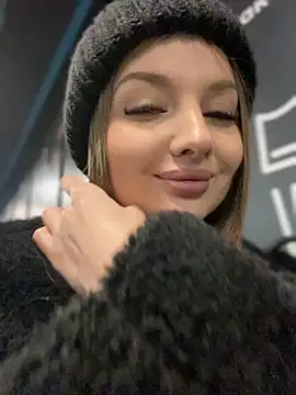 KrisMagnoly online show from January 31, 2025, 4:59 pm