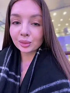 KrisMagnoly online show from February 8, 2026, 5:49 pm