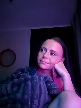 Snapshot of MrsBunnyBum chatting on April 6, 2026, 7:26 pm MrsBunnyBum online show from April 6, 2026, 7:26 pm