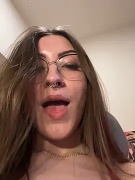 Snapshot of jade_369 chatting on March 4, 2025, 4:06 am jade 369 online show from March 4, 2025, 4:06 am