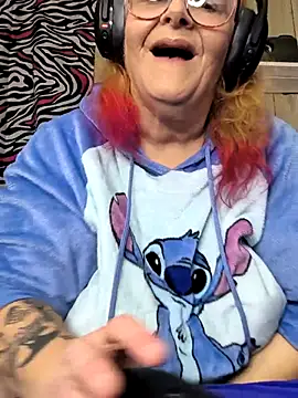 davisdesiresxh online show from November 17, 2025, 6:14 pm