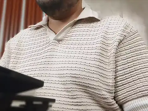 Snapshot of A4h_odin1 chatting on October 11, 2025, 8:13 am A4h odin1 online show from October 11, 2025, 8:13 am