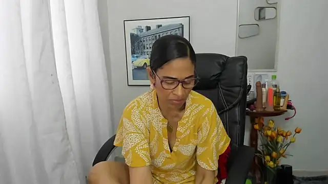 Snapshot of Aries_Mature chatting on March 19, 2025, 6:01 pm Aries Mature online show from March 19, 2025, 6:01 pm