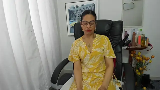 Snapshot of Aries_Mature chatting on March 22, 2025, 5:20 pm Aries Mature online show from March 22, 2025, 5:20 pm