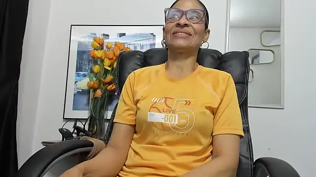 Snapshot of Aries_Mature chatting on October 19, 2025, 3:01 pm Aries Mature online show from October 19, 2025, 3:01 pm