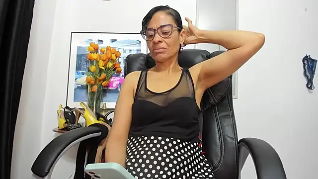 Snapshot of Aries_Mature chatting on January 16, 2026, 6:45 pm Aries Mature online show from January 16, 2026, 6:45 pm