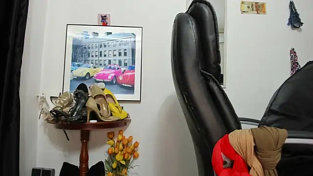 Snapshot of Aries_Mature chatting on March 18, 2026, 4:21 pm Aries Mature online show from March 18, 2026, 4:21 pm