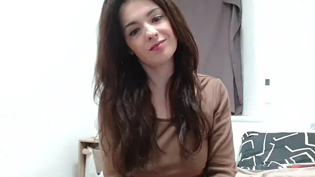 desirmiss1 online show from November 20, 2025, 8:03 am