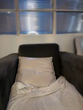 Snapshot of Tayra_Siny chatting on February 26, 2025, 4:14 am Tayra Siny online show from February 26, 2025, 4:14 am