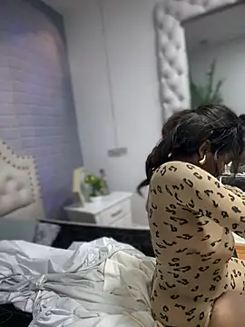 Snapshot of Tayra_Siny chatting on March 2, 2025, 12:11 pm Tayra Siny online show from March 2, 2025, 12:11 pm