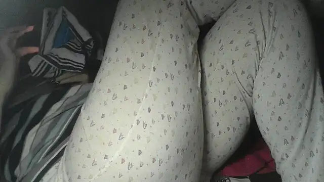 Alma Evelynne online show from February 17, 2026, 8:48 pm