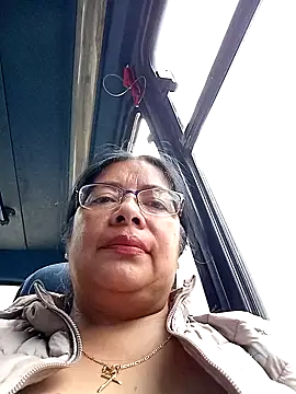   valentina18 online show from March 21, 2025, 4:40 pm