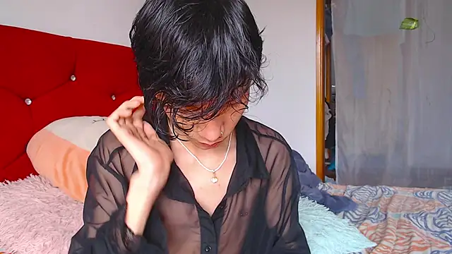 LAICK 01 online show from April 13, 2026, 7:08 pm