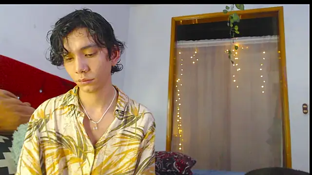 Snapshot of LAICK_01 chatting on May 7, 2026, 4:29 am LAICK 01 online show from May 7, 2026, 4:29 am