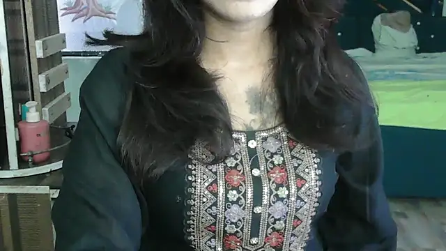 Snapshot of JannatDoll1 chatting on May 27, 2026, 1:19 pm JannatDoll1 online show from May 27, 2026, 1:19 pm