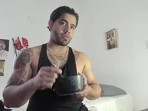 Snapshot of _Coddygold_ chatting on December 30, 2024, 12:52 pm  Coddygold  online show from December 30, 2024, 12:52 pm