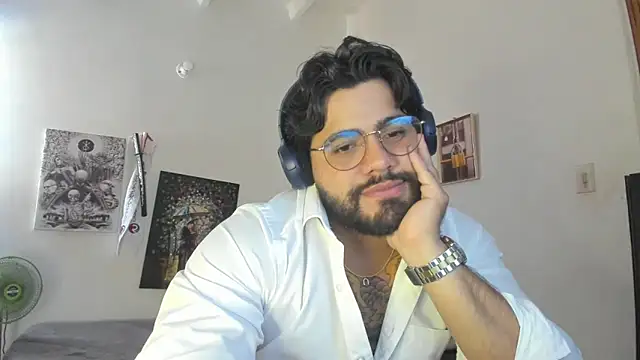 Snapshot of _Coddygold_ chatting on February 1, 2025, 2:45 pm  Coddygold  online show from February 1, 2025, 2:45 pm