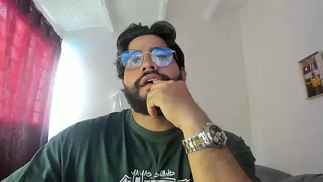 Snapshot of _Coddygold_ chatting on March 5, 2025, 3:40 pm  Coddygold  online show from March 5, 2025, 3:40 pm