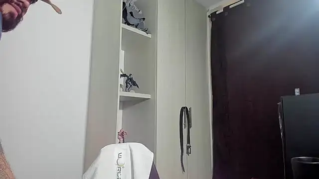 Snapshot of _Coddygold_ chatting on October 10, 2025, 1:32 pm  Coddygold  online show from October 10, 2025, 1:32 pm