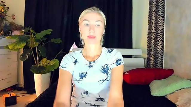 Snapshot of _SABOTAGE_ chatting on June 26, 2026, 1:48 pm SABOTAGE online show from June 26, 2026, 1:48 pm
