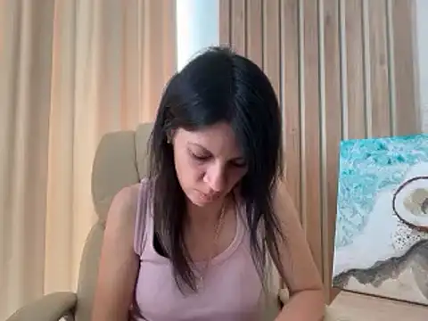 Snapshot of InjaAtHome chatting on July 7, 2026, 1:26 pm InjaAtHome online show from July 7, 2026, 1:26 pm