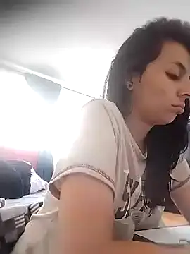 julieth sex1 online show from January 14, 2025, 8:04 pm