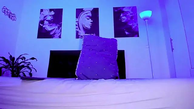 Eiden allenx online show from December 1, 2025, 3:50 pm