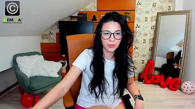 EmillyTaylor online show from February 27, 2025, 10:48 am